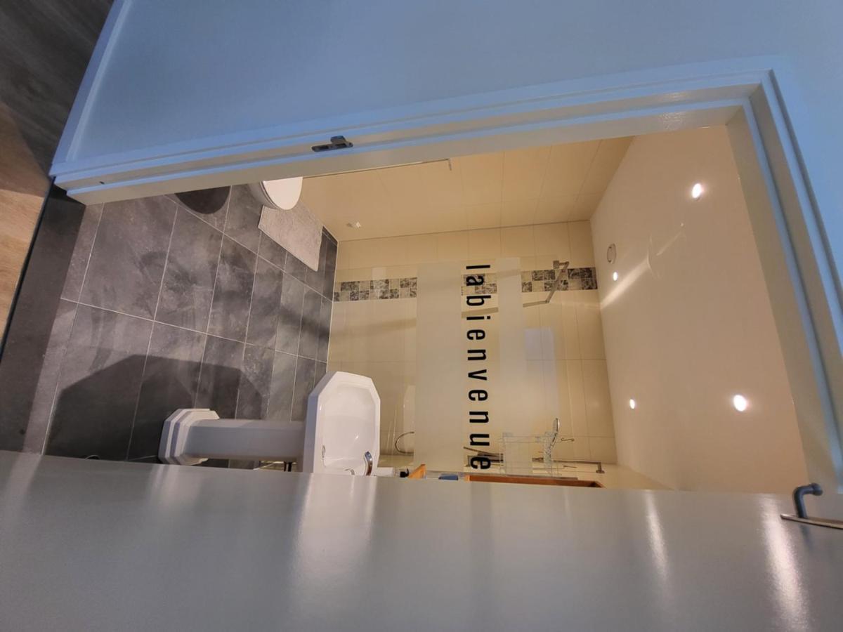 Heerlijk Appartement 'La Bienvenue' In Venlo, Limburg Luaran gambar
